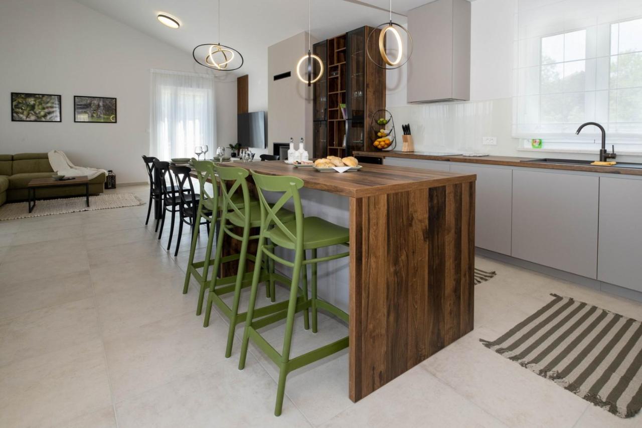 Muraj Villa Monika מראה חיצוני תמונה