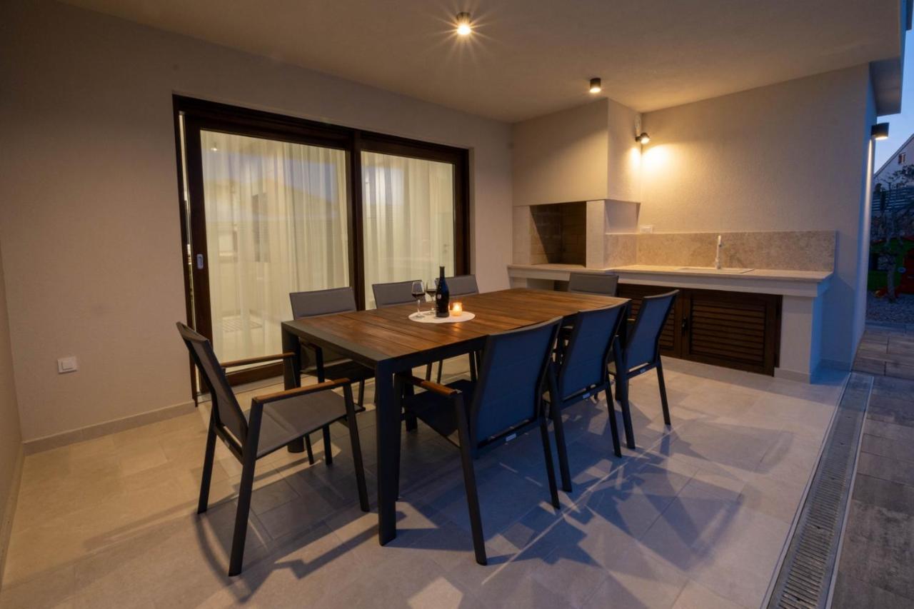 Muraj Villa Monika מראה חיצוני תמונה