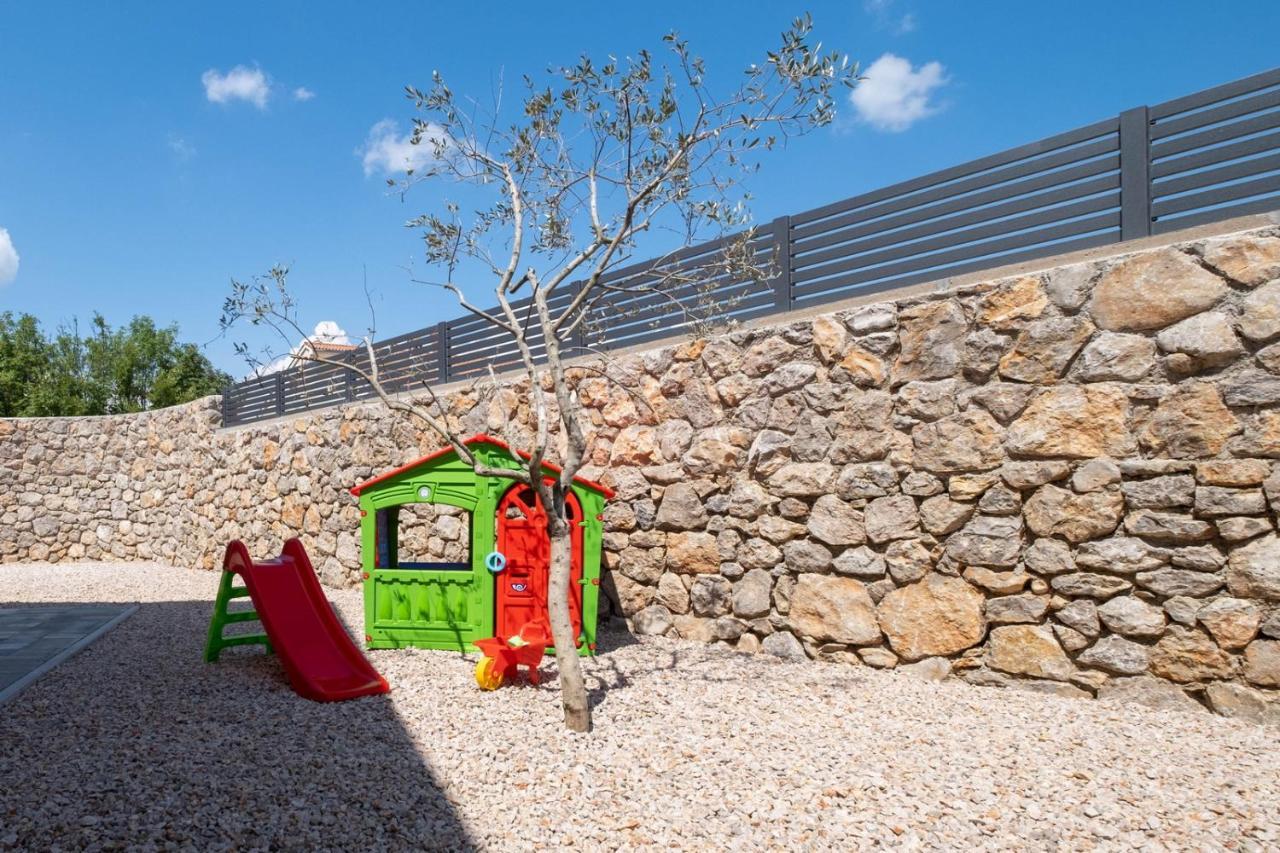 Muraj Villa Monika מראה חיצוני תמונה